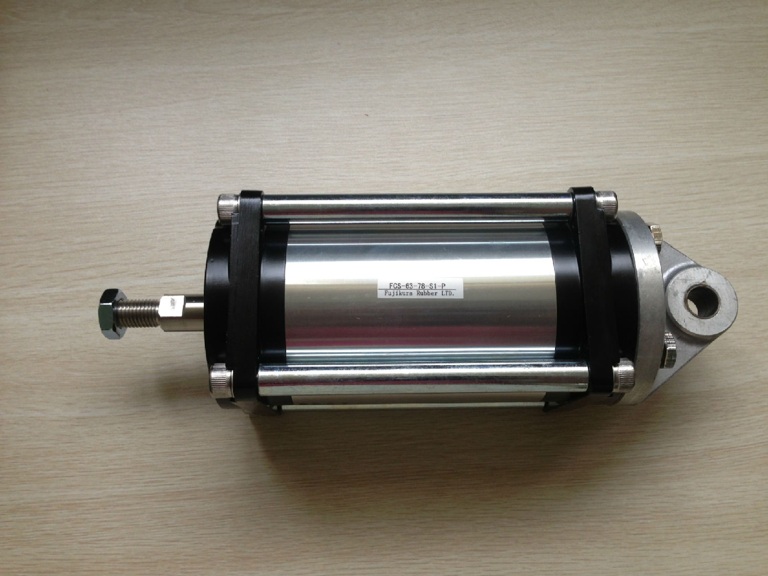 藤倉氣缸與汽缸有什么不同呢？汽車發(fā)動機(jī)中的氣缸作用