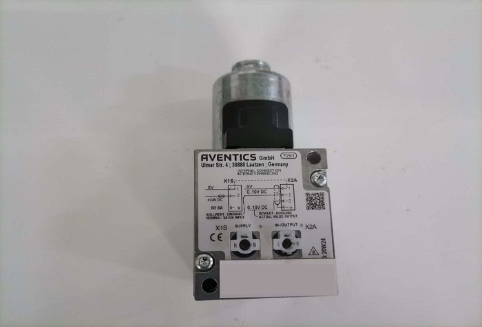 二位三通電磁閥線圈的控制原理？