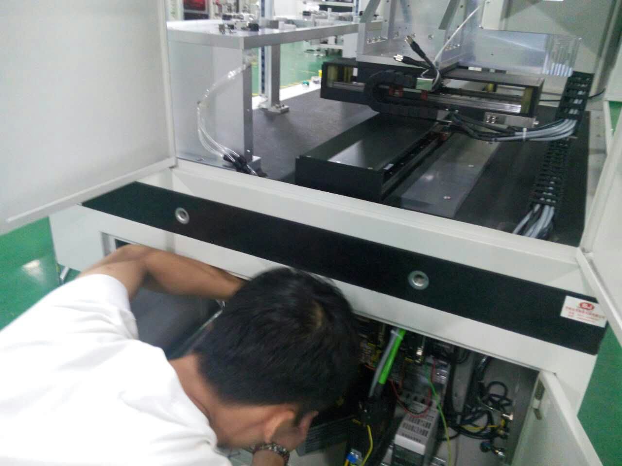 直線(xiàn)電機(jī)在激光行業(yè)上的完美的解決方案